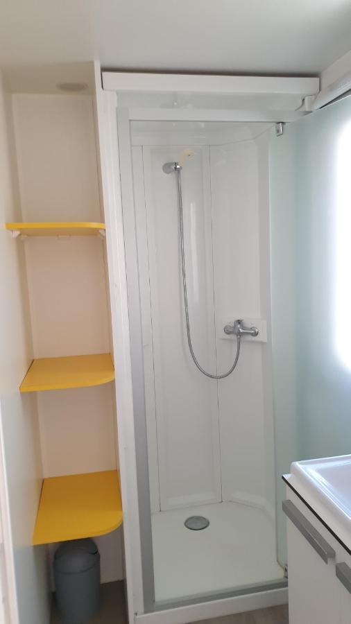 Mobil Home N 1 Tout Confort St Cyprien 66 Saint-Cyprien (Pyrenees-Orientales) Exterior foto